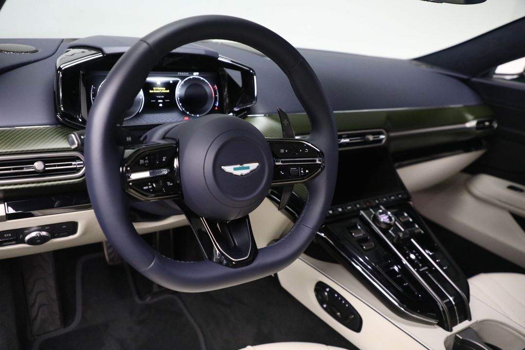2025 Aston Martin Vantage
