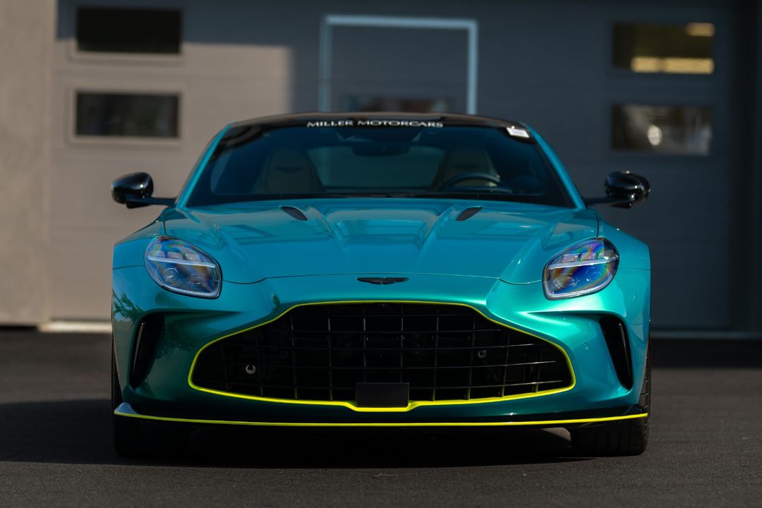 2025 Aston Martin Vantage
