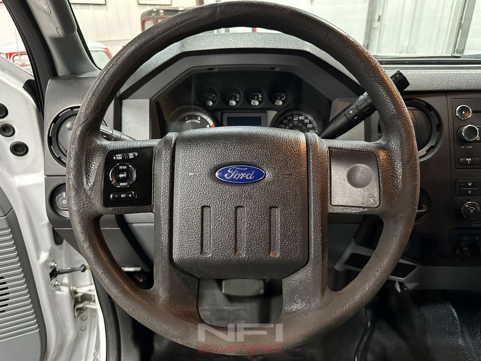 2014 Ford F350 Super Duty Super Cab & Chassis
