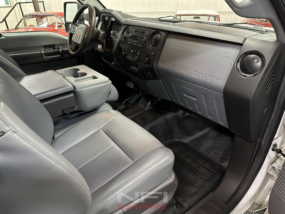 2014 Ford F350 Super Duty Super Cab & Chassis