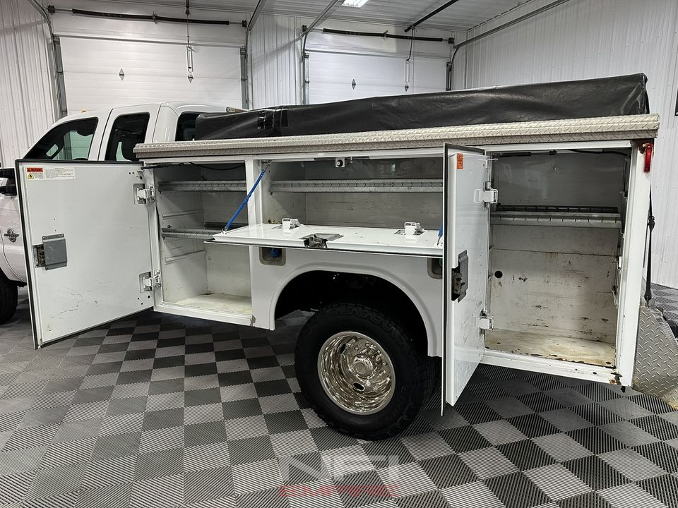 2014 Ford F350 Super Duty Super Cab & Chassis