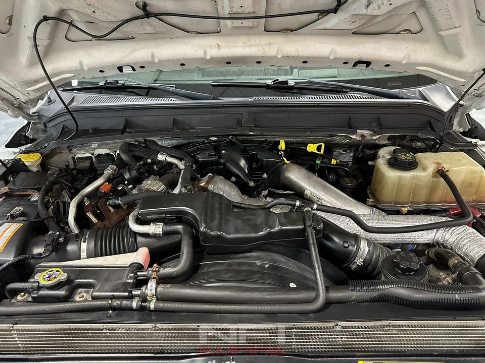 2014 Ford F350 Super Duty Super Cab & Chassis