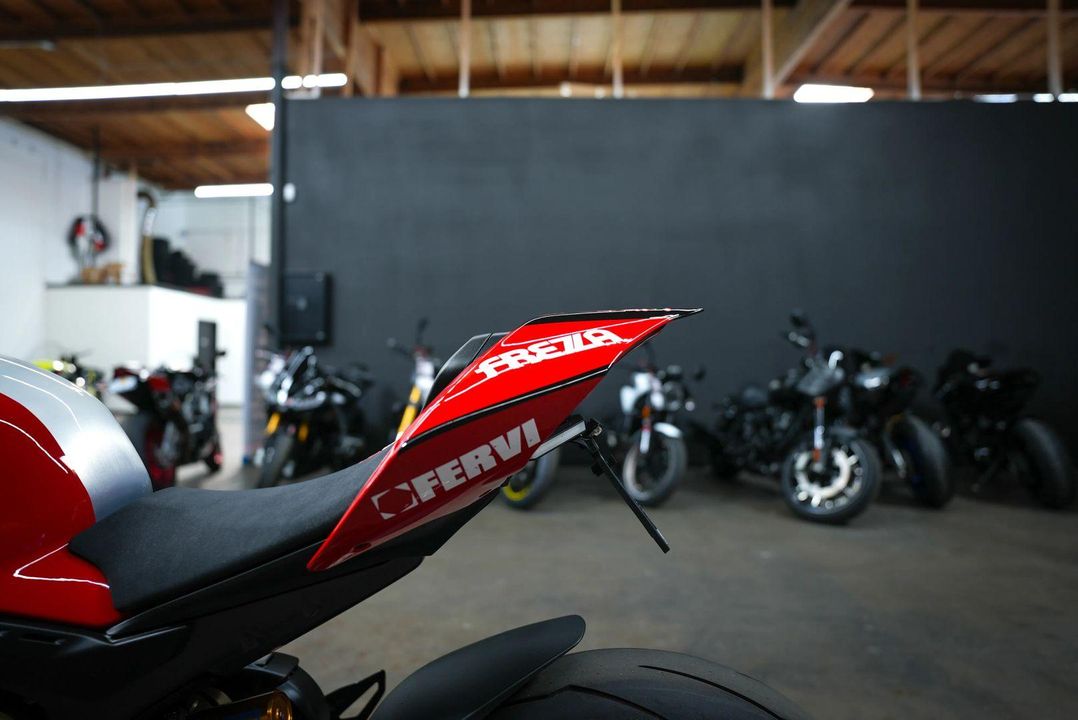 2019 Ducati Panigale V4R