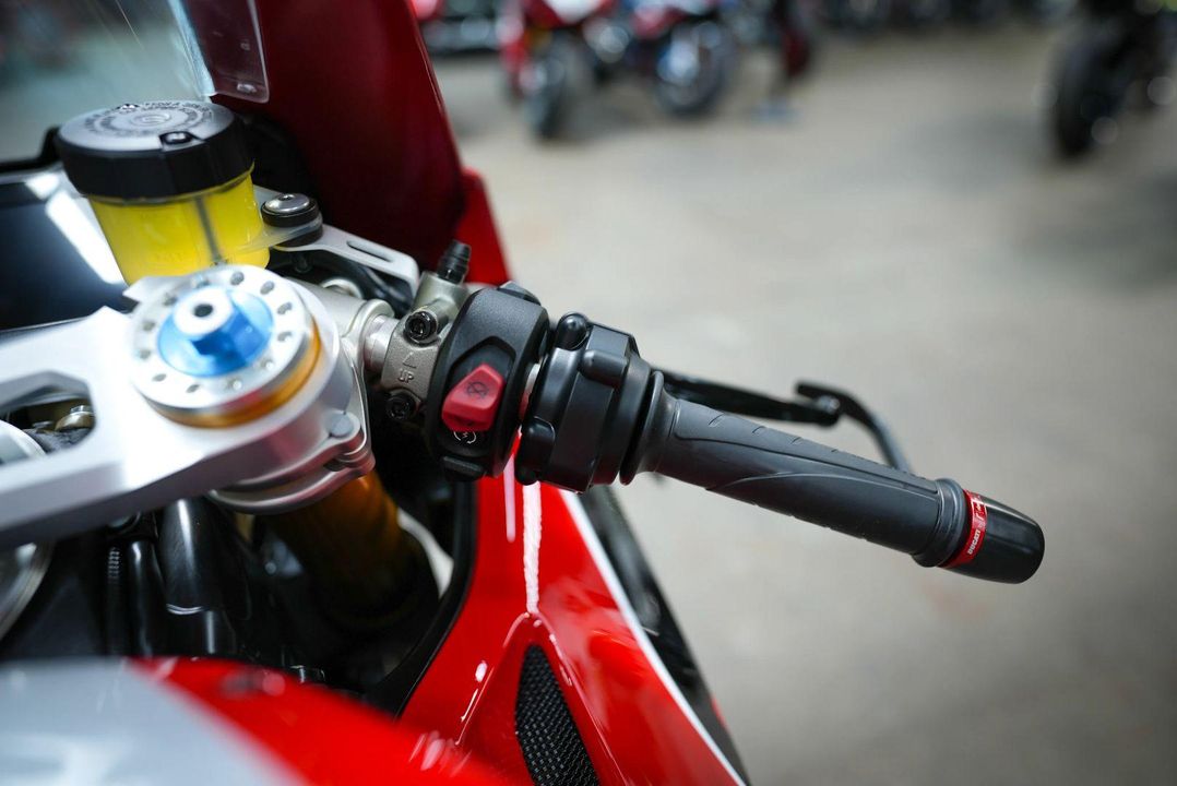 2019 Ducati Panigale V4R
