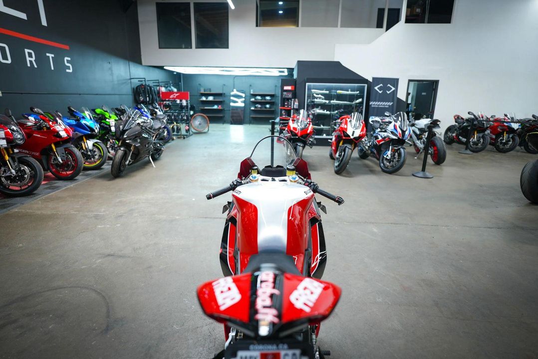 2019 Ducati Panigale V4R