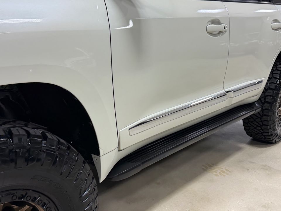 2013 Toyota Land Cruiser 200 LOW 115K MILES FRESH BUILD