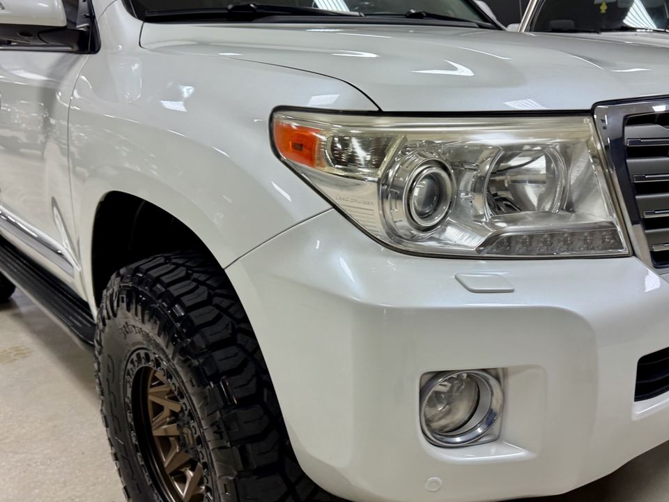 2013 Toyota Land Cruiser 200 LOW 115K MILES FRESH BUILD