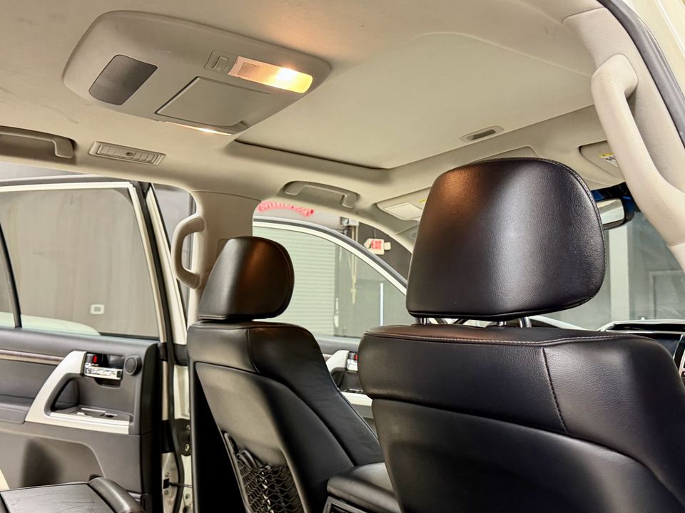 2013 Toyota Land Cruiser 200 LOW 115K MILES FRESH BUILD