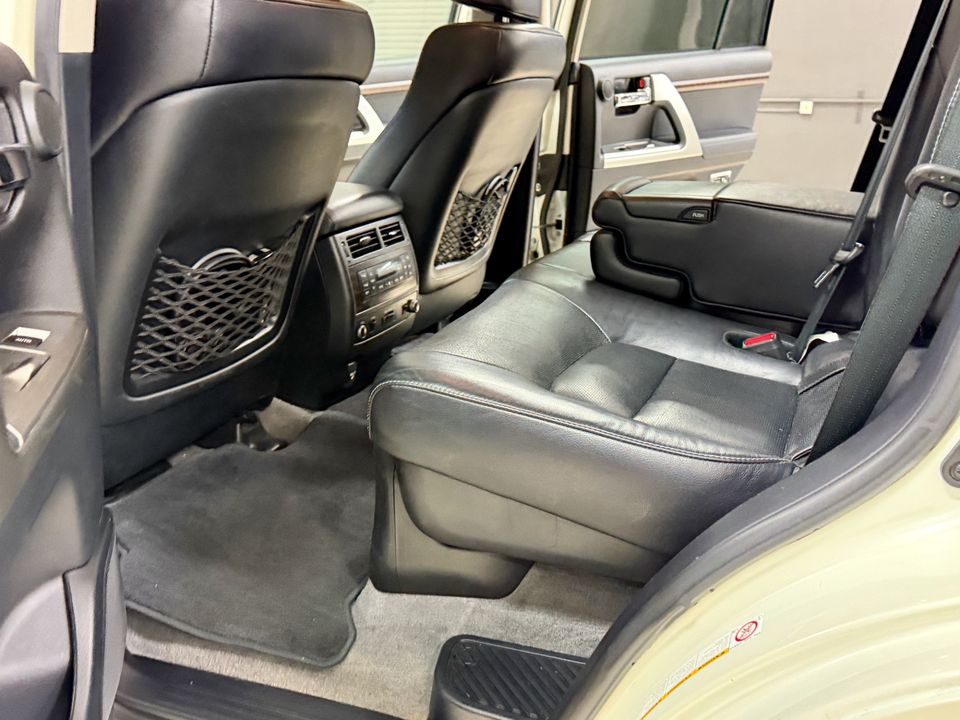 2013 Toyota Land Cruiser 200 LOW 115K MILES FRESH BUILD