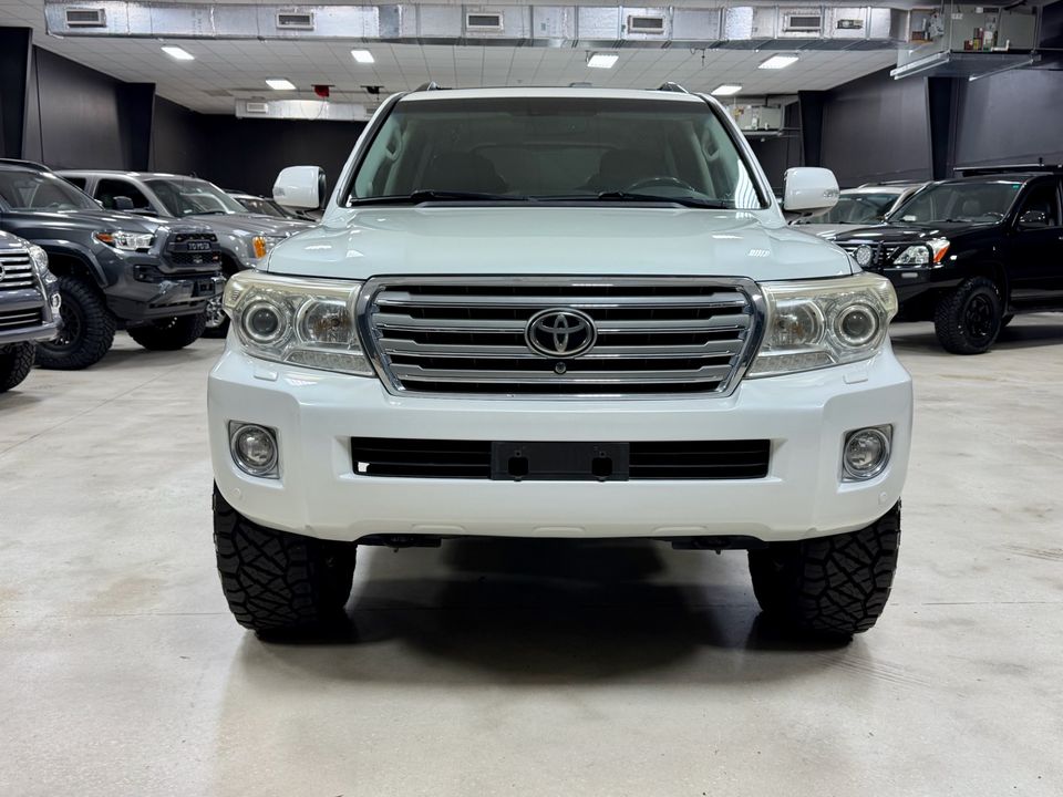 2013 Toyota Land Cruiser 200 LOW 115K MILES FRESH BUILD