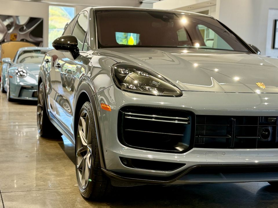 2022 Porsche Cayenne Turbo GT