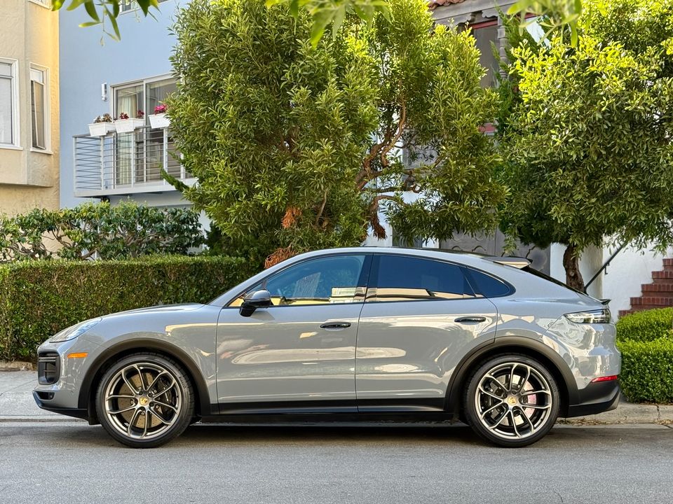 2022 Porsche Cayenne Turbo GT