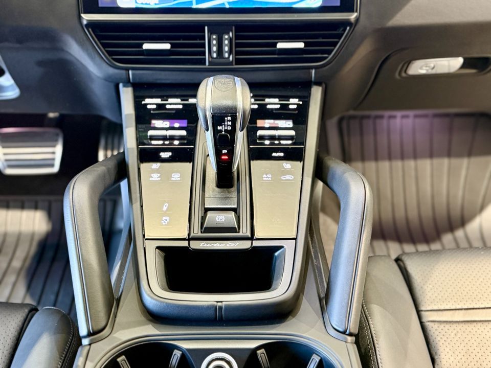 2022 Porsche Cayenne Turbo GT