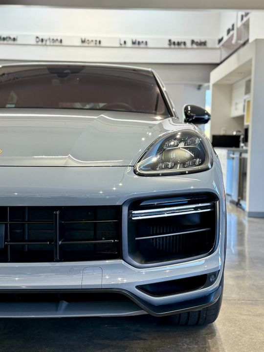 2022 Porsche Cayenne Turbo GT
