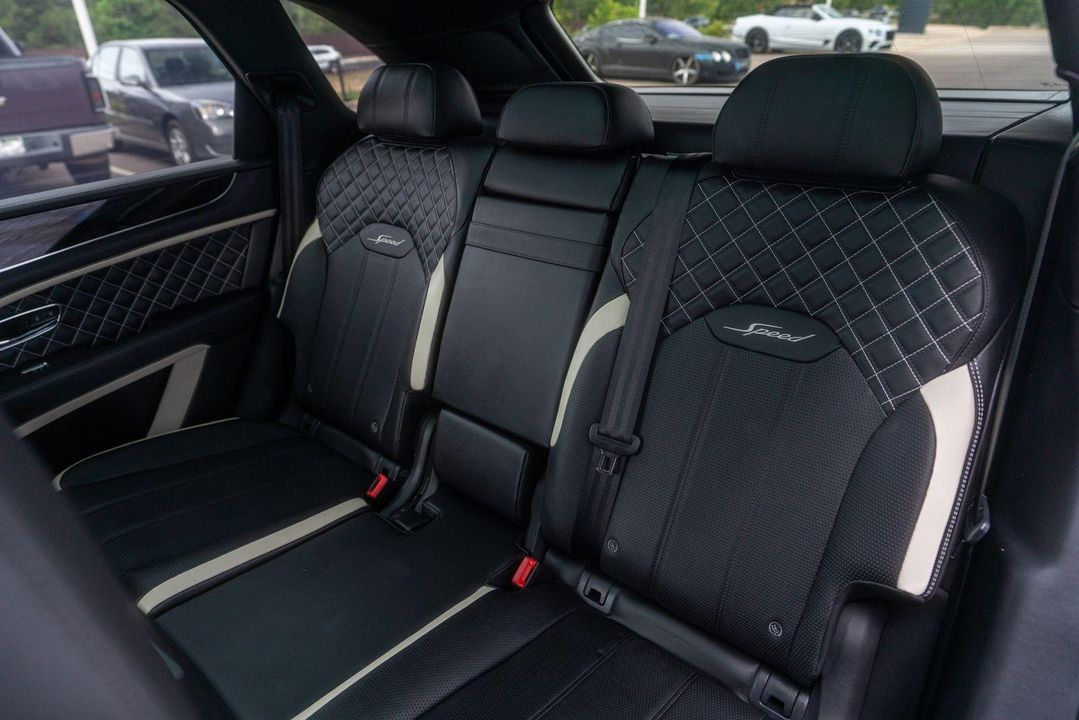 2022 Bentley Bentayga