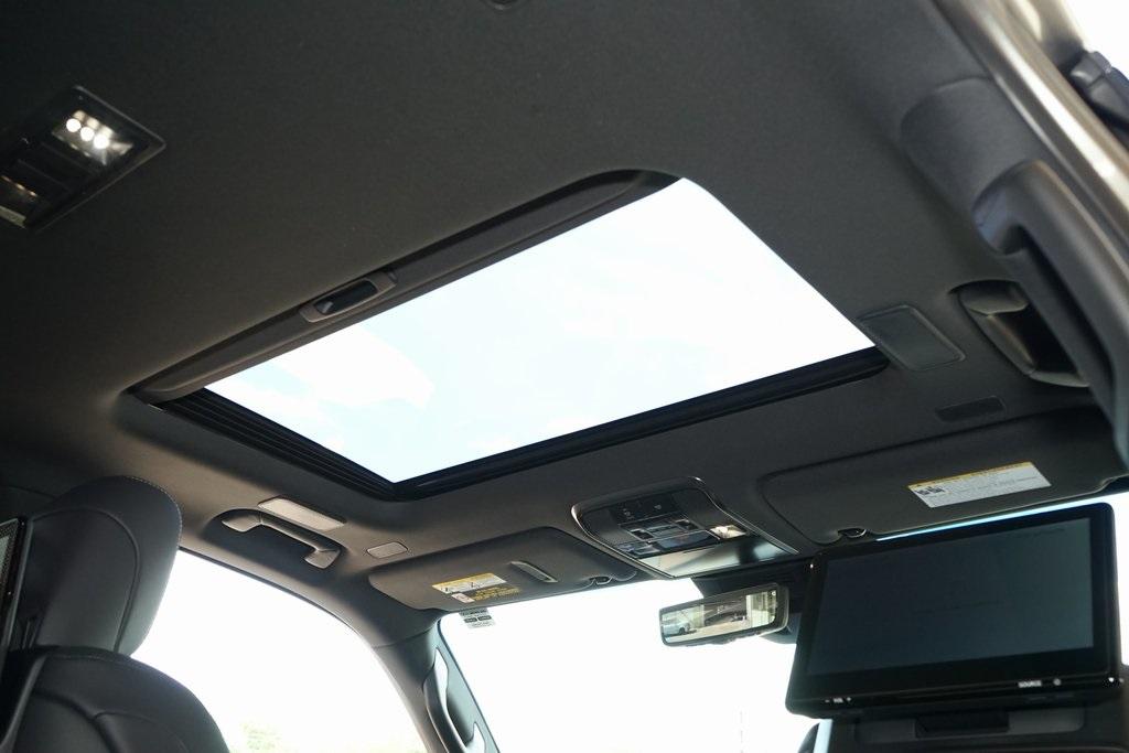 2025 Lexus LX 700h