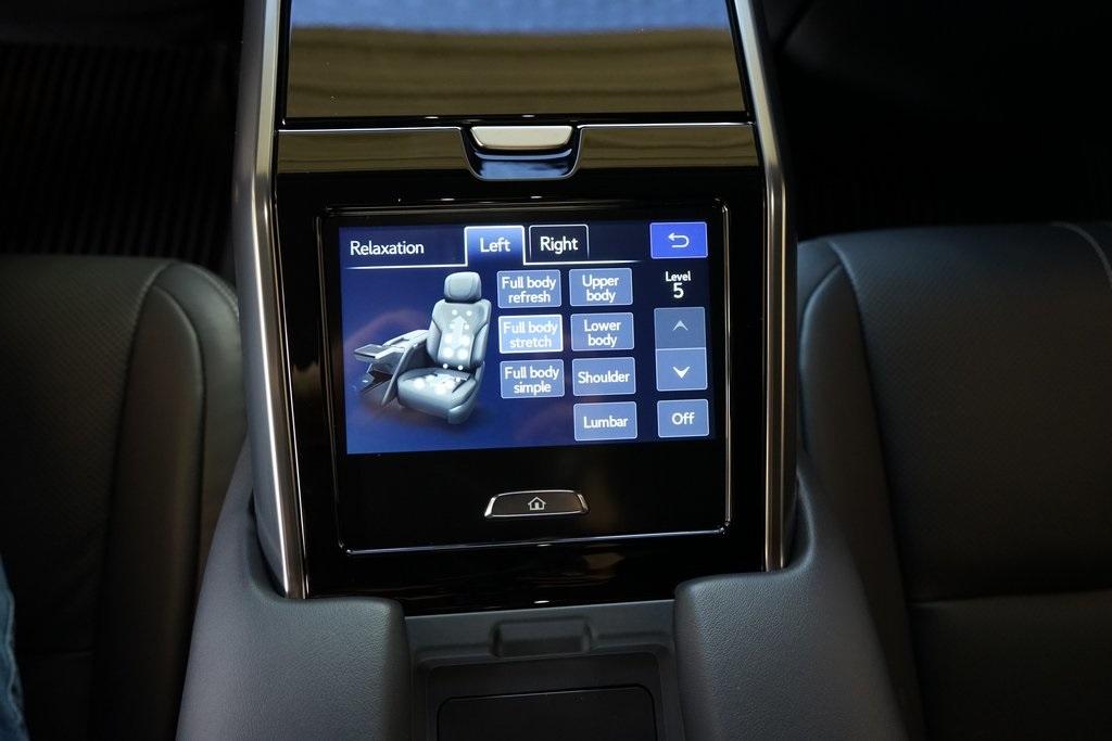 2025 Lexus LX 700h