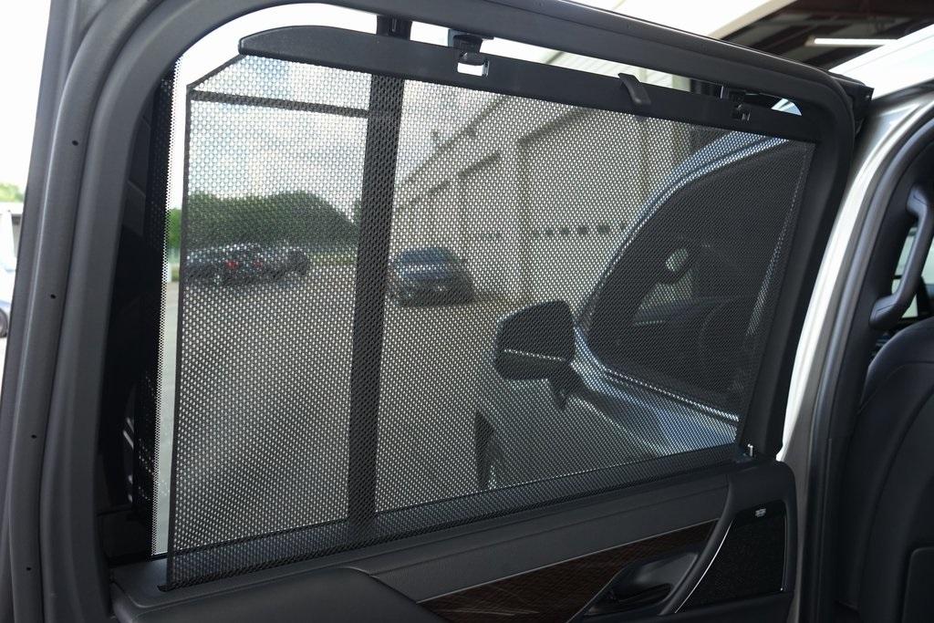 2025 Lexus LX 700h