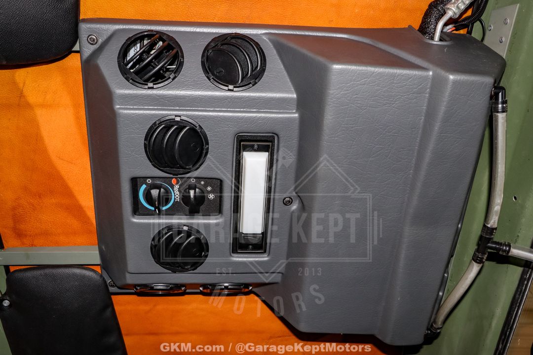 1990 Mercedes-Benz Unimog FLU419