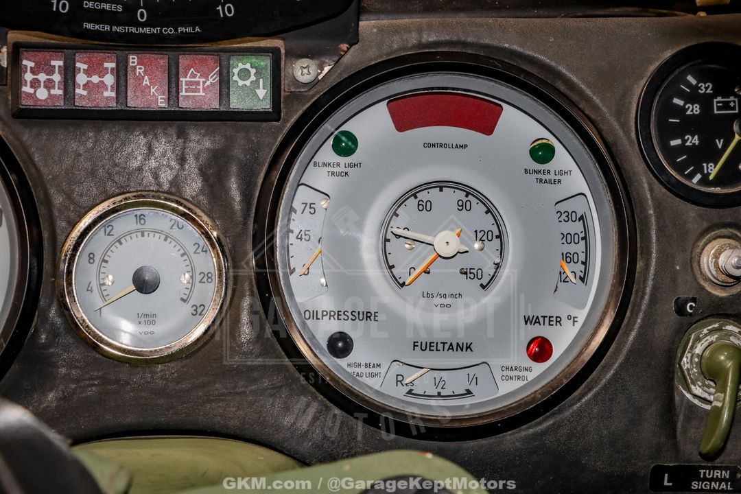 1990 Mercedes-Benz Unimog FLU419