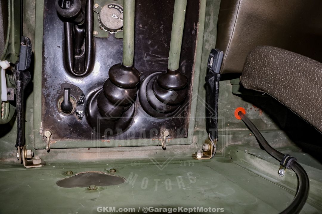 1990 Mercedes-Benz Unimog FLU419