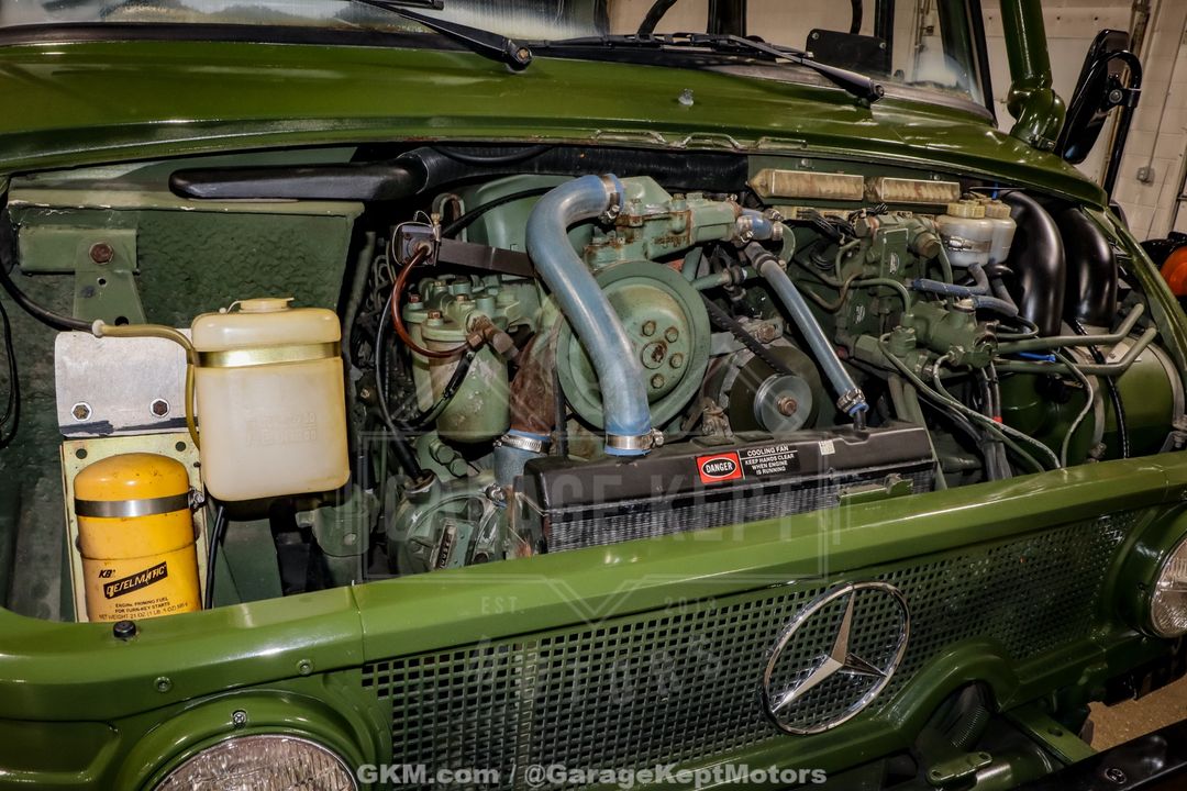 1990 Mercedes-Benz Unimog FLU419