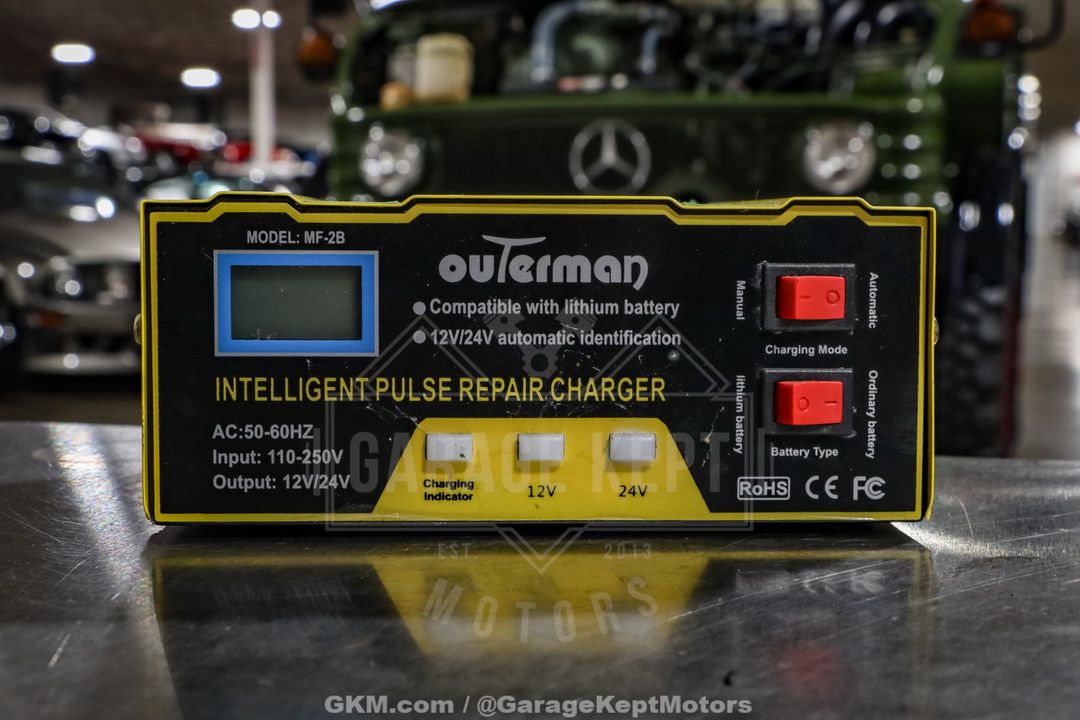 1990 Mercedes-Benz Unimog FLU419