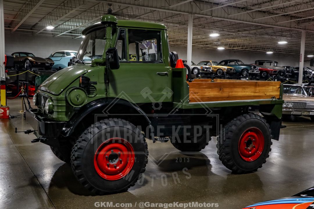 1990 Mercedes-Benz Unimog FLU419