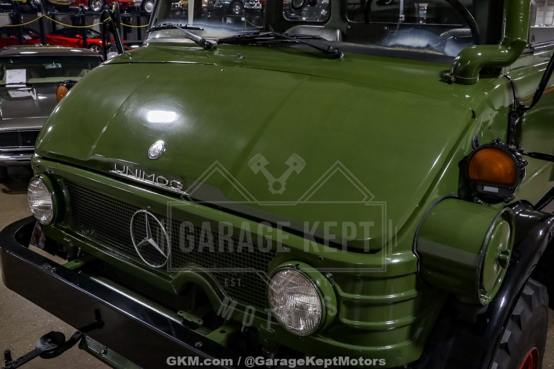 1990 Mercedes-Benz Unimog FLU419