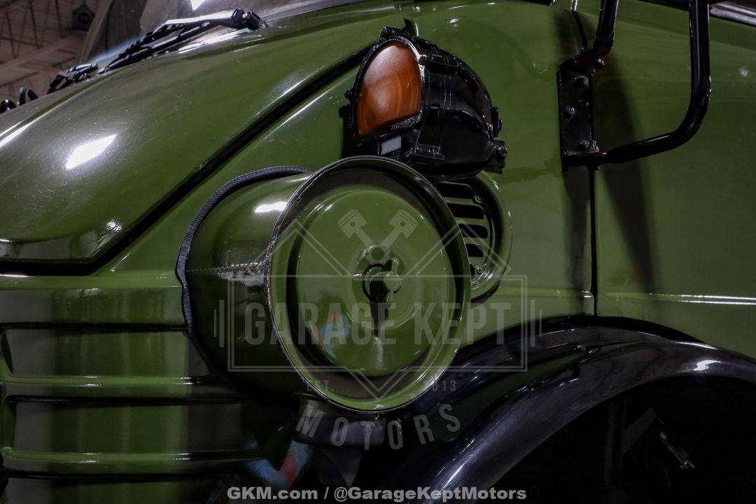 1990 Mercedes-Benz Unimog FLU419