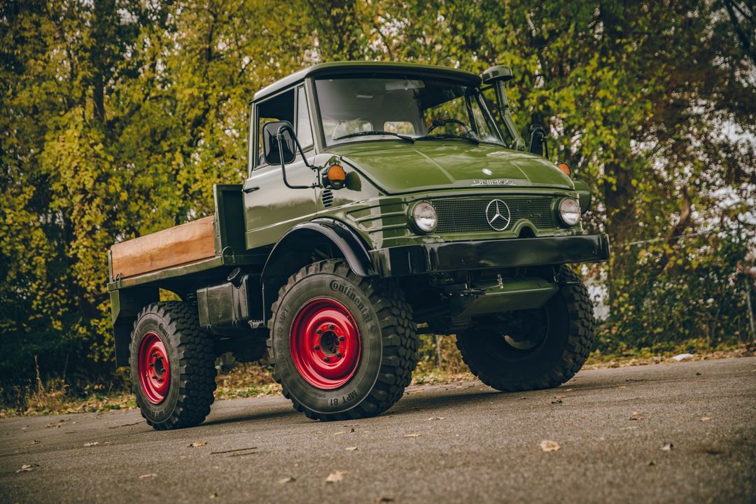 1990 Mercedes-Benz Unimog FLU419