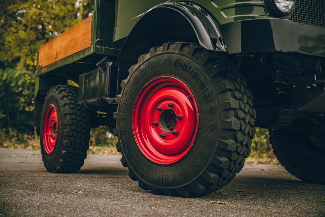 1990 Mercedes-Benz Unimog FLU419