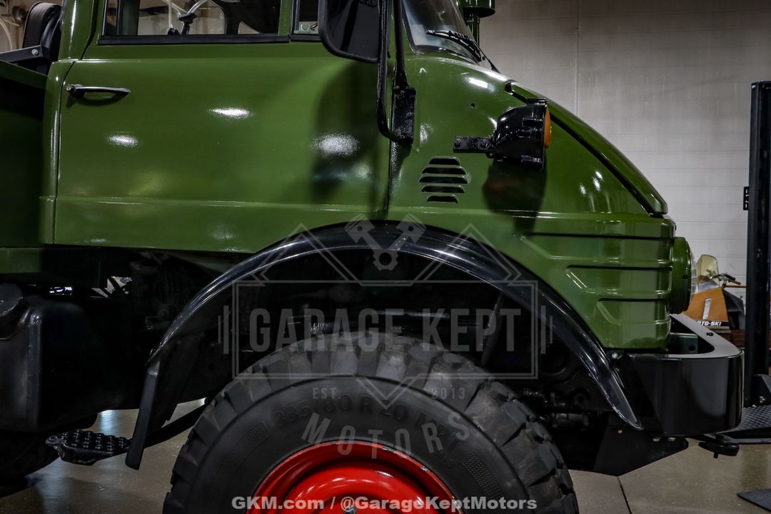 1990 Mercedes-Benz Unimog FLU419