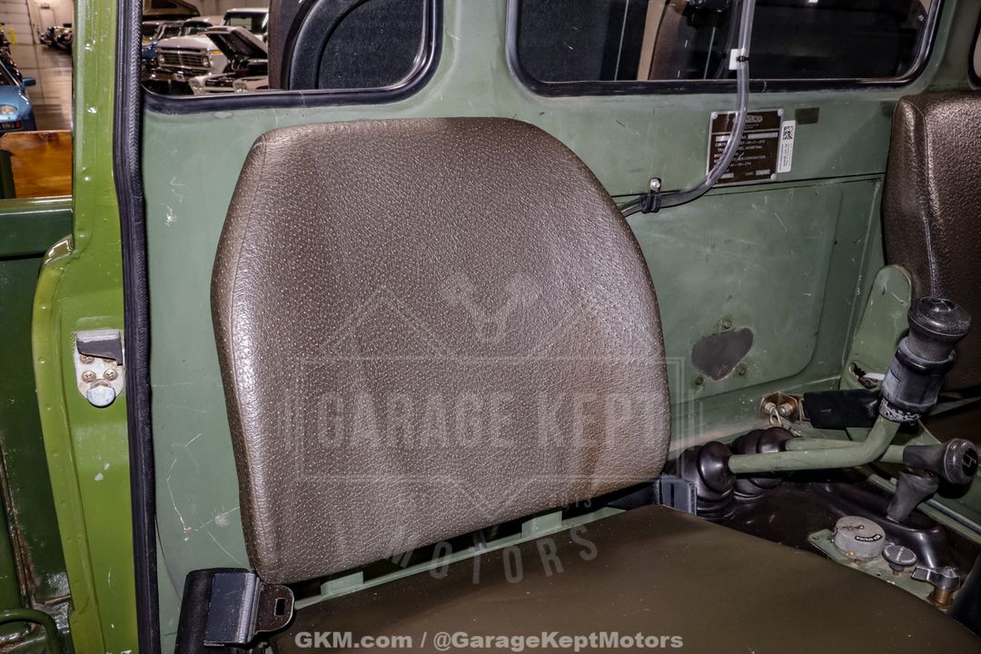 1990 Mercedes-Benz Unimog FLU419