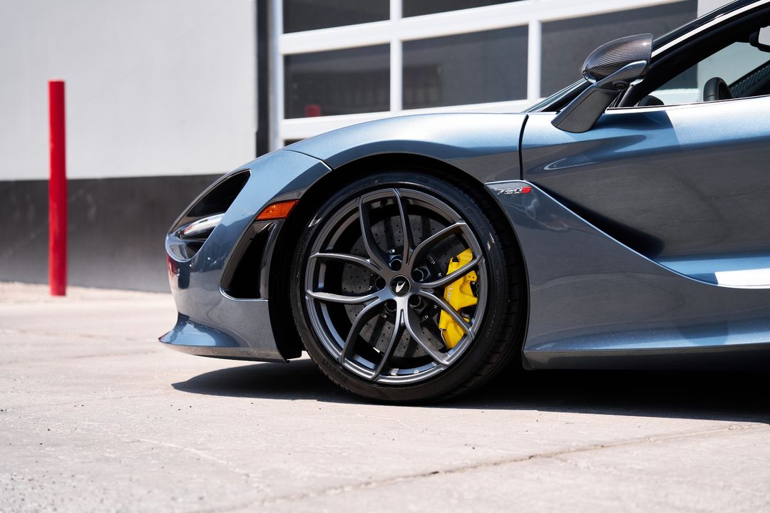 2022 McLaren 720S