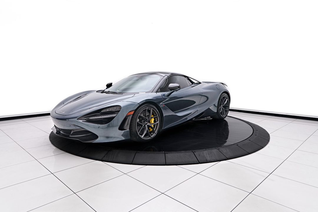 2022 McLaren 720S