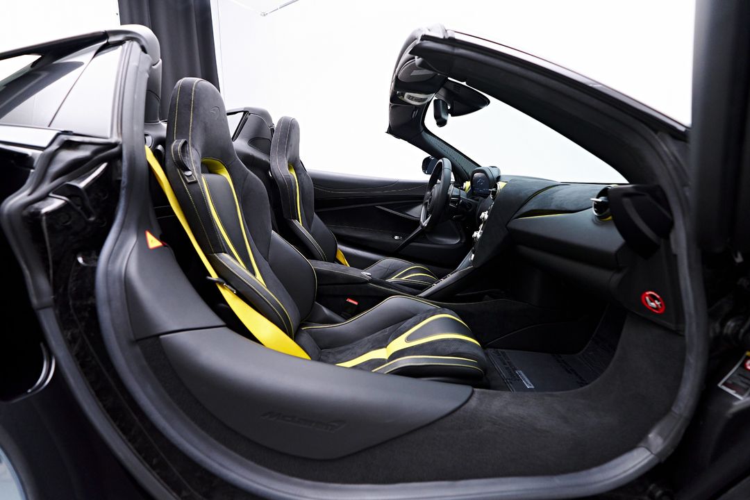 2022 McLaren 720S