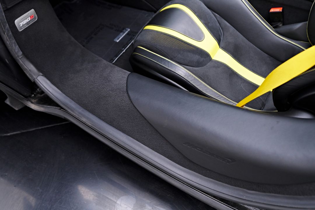 2022 McLaren 720S