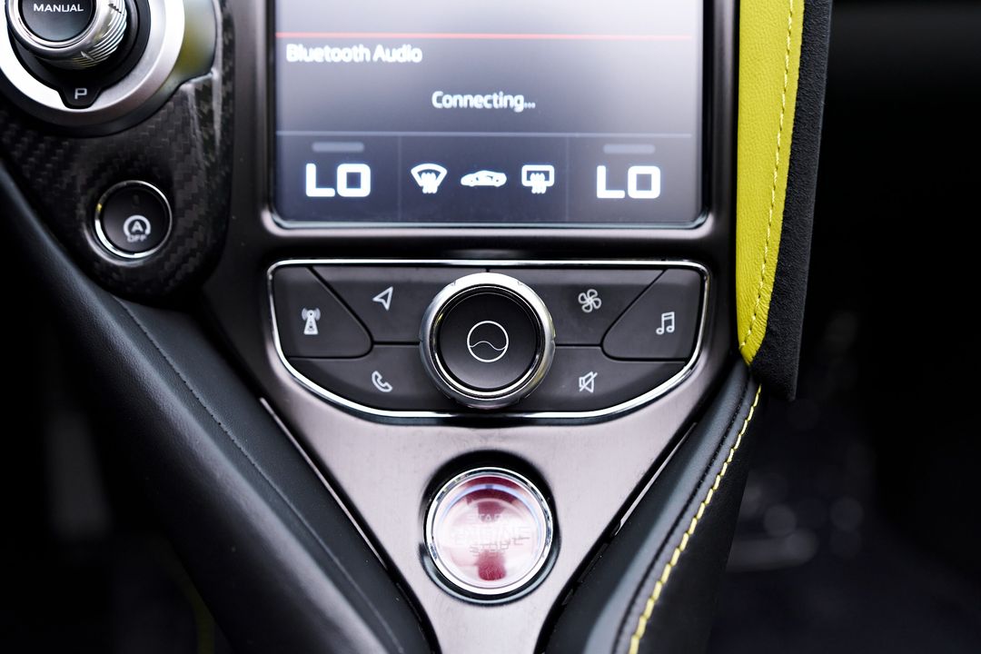 2022 McLaren 720S