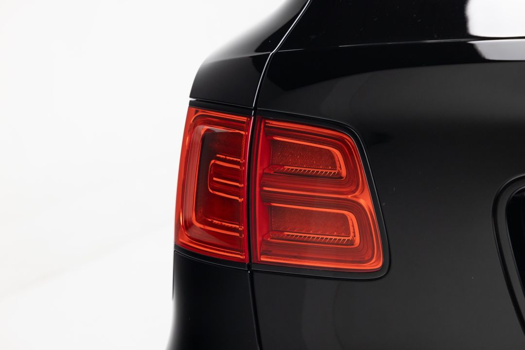 2018 Bentley Bentayga Black Edition