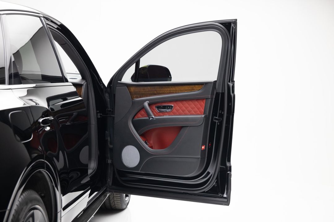 2018 Bentley Bentayga Black Edition