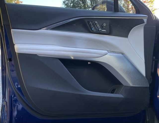 2024 Cadillac LYRIQ