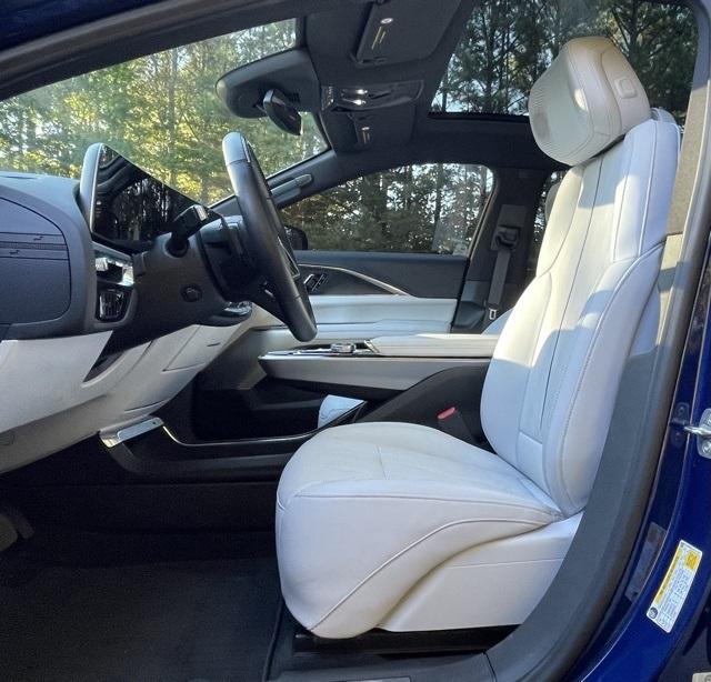 2024 Cadillac LYRIQ