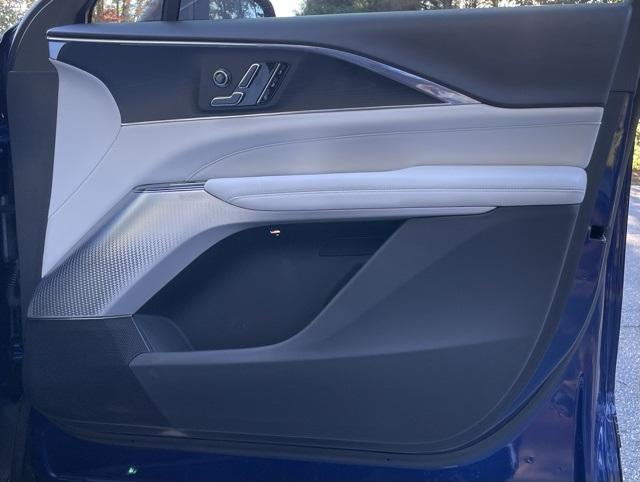 2024 Cadillac LYRIQ