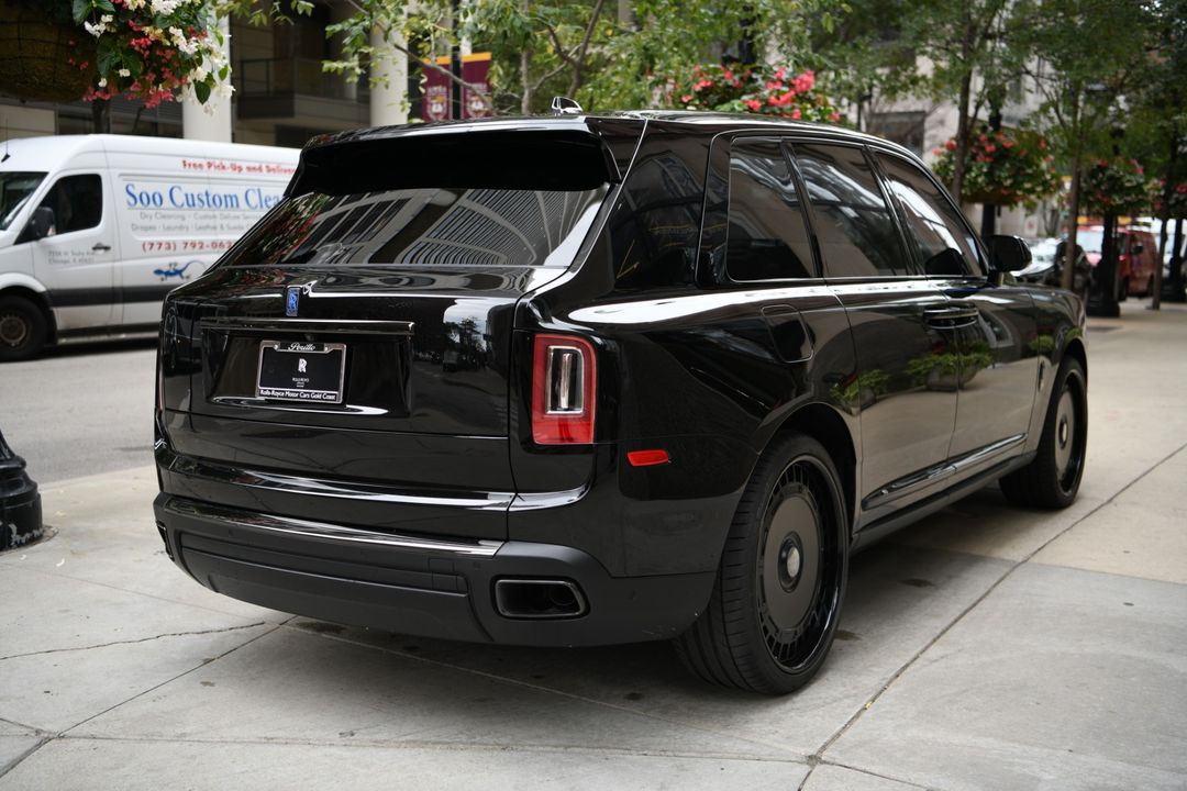 2023 Rolls-Royce Black Badge Cullinan