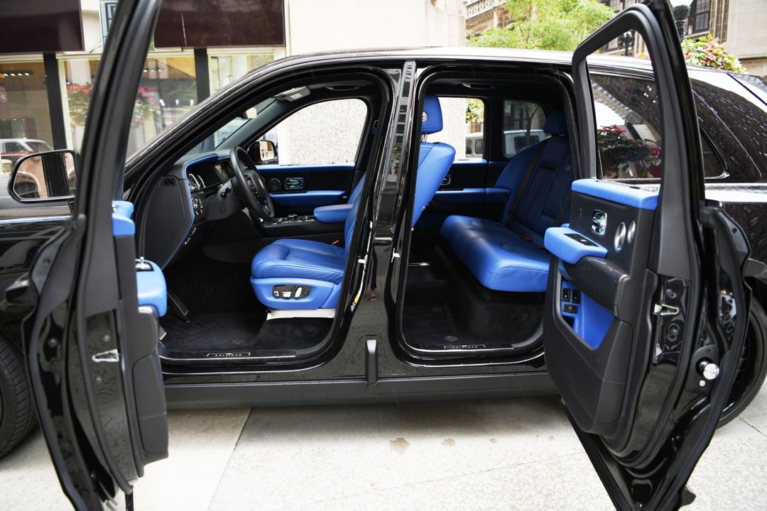 2023 Rolls-Royce Black Badge Cullinan