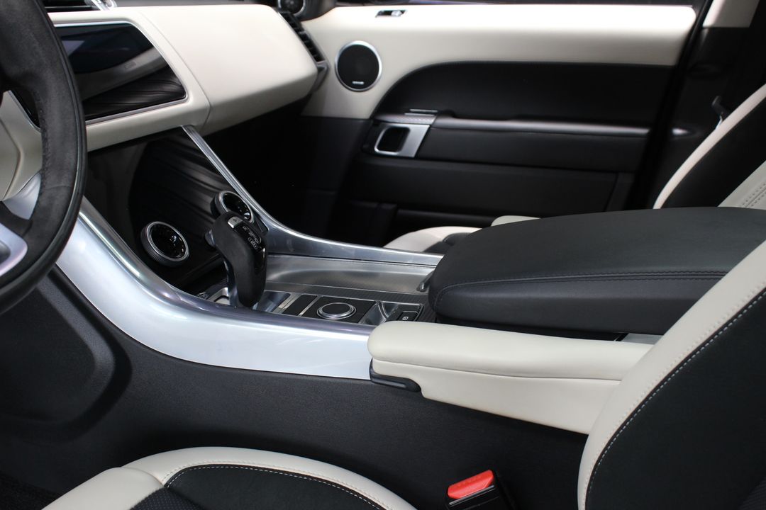 2020 Land Rover Range Rover Sport