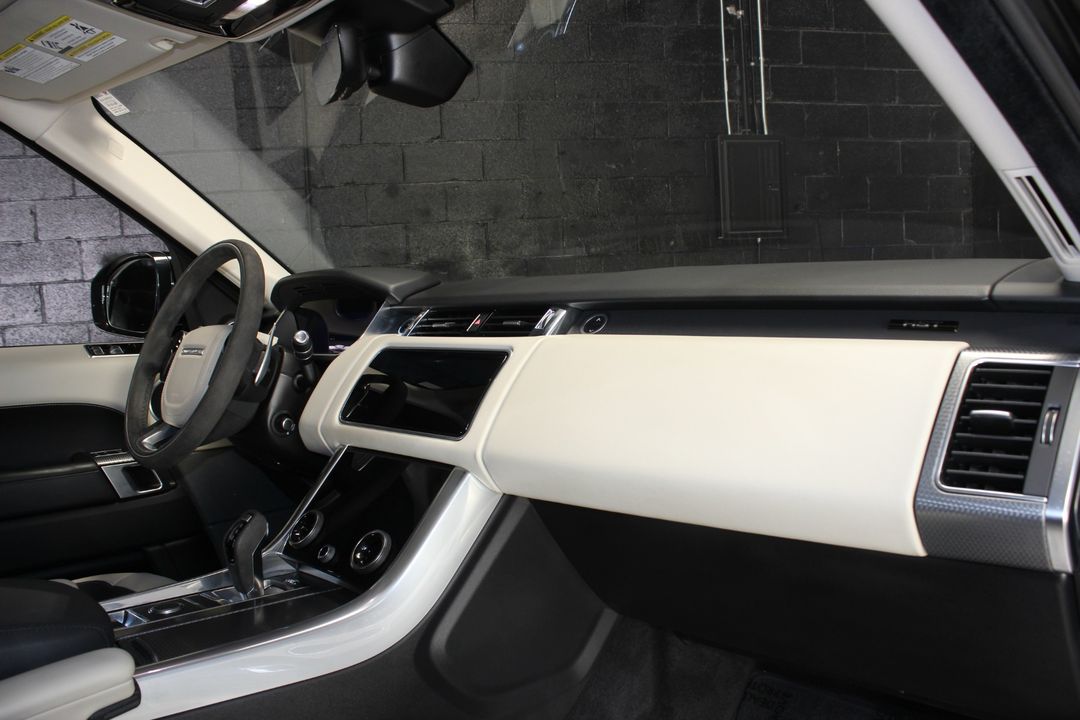 2020 Land Rover Range Rover Sport