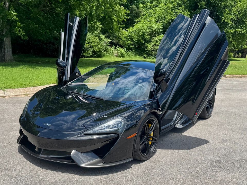 2017 McLaren 570S