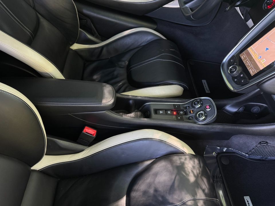 2017 McLaren 570S